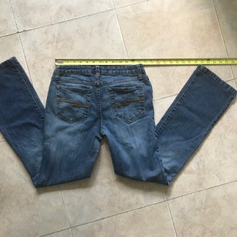 Arizona Jean Co 7 average